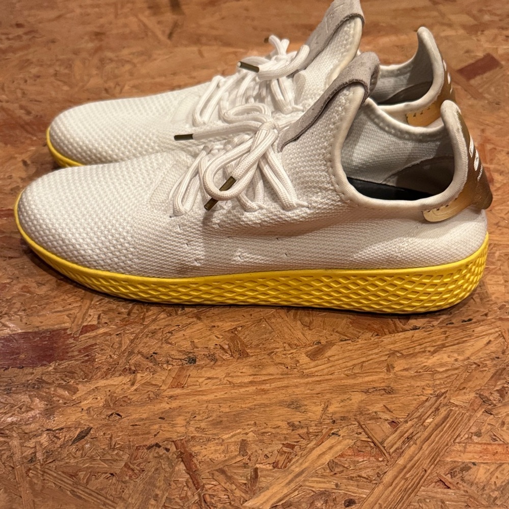 Adidas Pharrell Williams White Sneakers with Yellow Soles sz 8